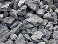 揖斐青黒割栗石50-150 揖斐青黒割栗石50-150