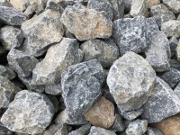 揖斐青白割栗石150-300 揖斐青白割栗石150-300