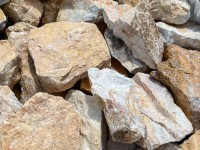 イエローホワイトロック200-300 イエローホワイトロック200-300